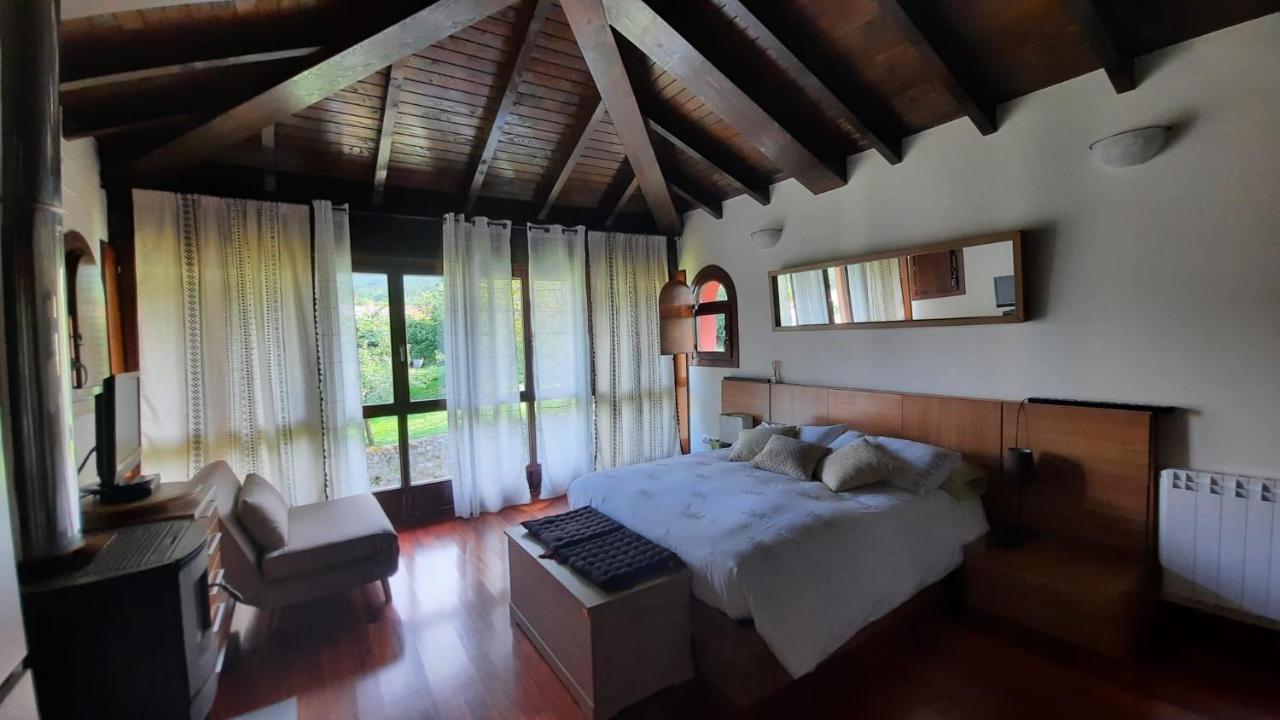 利亚内斯La Casa De Abajo别墅 外观 照片