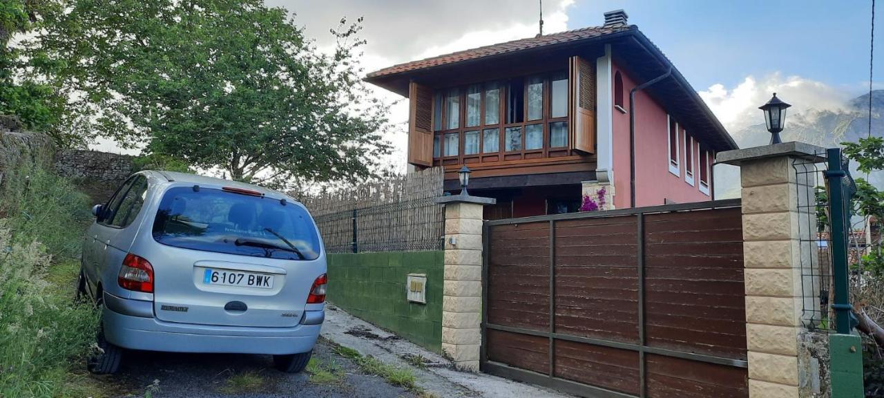 利亚内斯La Casa De Abajo别墅 外观 照片