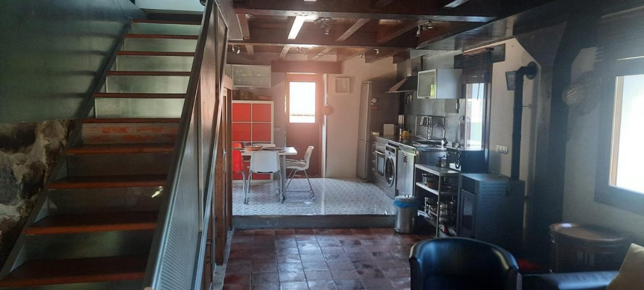 利亚内斯La Casa De Abajo别墅 外观 照片