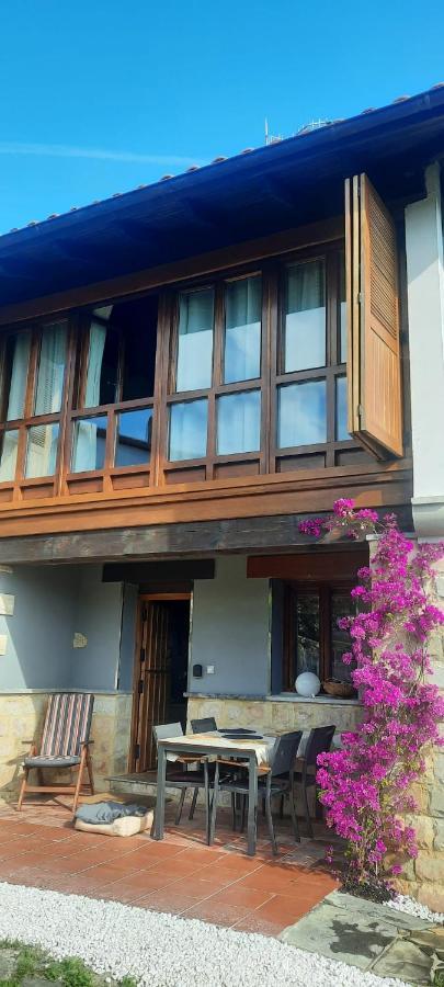 利亚内斯La Casa De Abajo别墅 外观 照片
